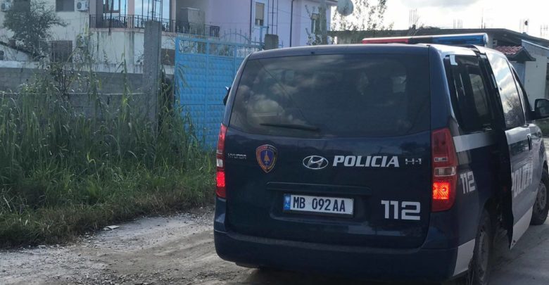 Dhunoi prindërit, vihet në pranga 35-vjeçari në Cërrik policia 1 2