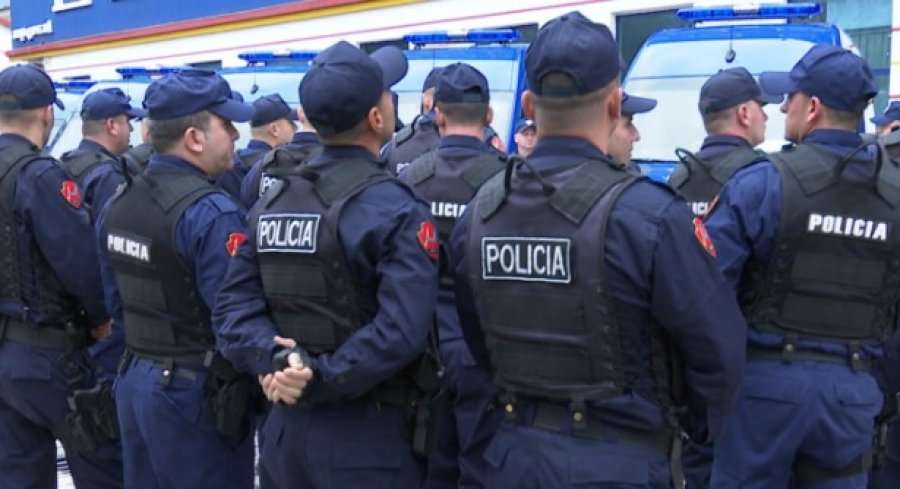 2500 efektivë policie në terren për finalen e Conference League policia 8