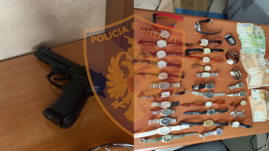 Para dhe mallra kontrabandë në banesë, arrestohet 30-vjeçari në Bulqizë policia bulqize