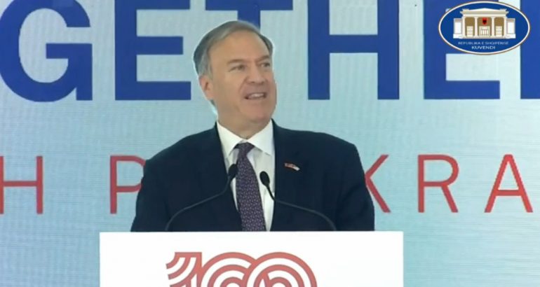 Pompeo: Krah Shqipërisë për të zhdukur korrupsionin pavarësisht se kush ka pushtetin, duhet vullnet për mbrojtjen e demokracisë pompeo 770x410 1