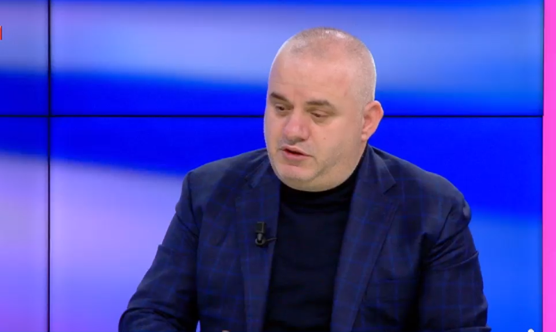 Irritohet avokati i njohur me gazetarin e njohur: Artan Hoxha ka kryer një krim të rëndë! Mos të… A0C3BF6F 90D7 43C9 B424 D5F81C4FAF93