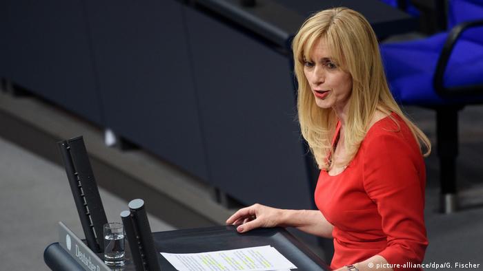Deputetja gjermane: Pas deklaratës së Vuçiç për Kosovën, BE t’i ngrijë menjëherë bisedimet me Serbinë ALT