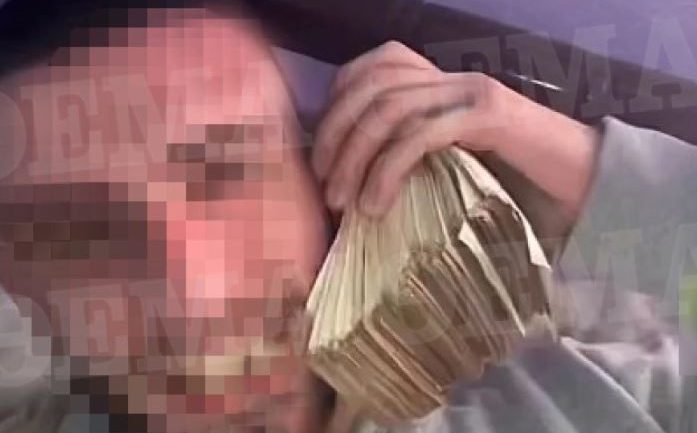 Si banda e të rinjve u grabiti mbi 2 milionë euro mjekëve e biznesmenëve të fuqishëm Capture 382 697x433 1