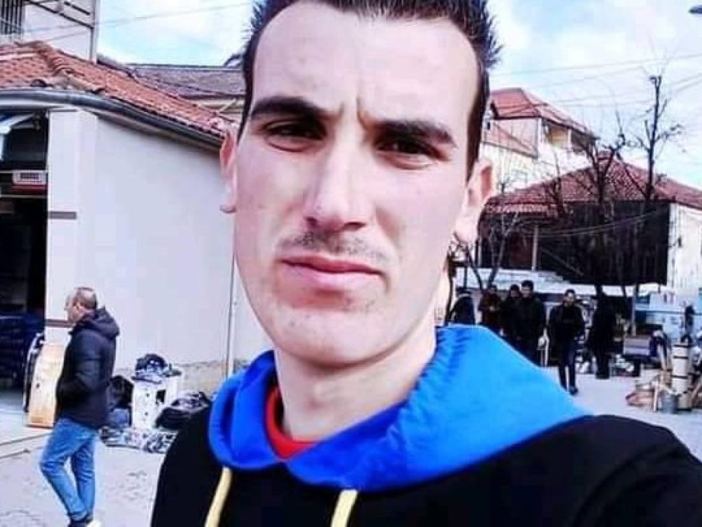 Vrasja e Martinit/ Flet vajza e konsideruar “mollë sherri” Tina Pajollari DBE2D45C 894D 4034 B6A1 7EE0DF27DFFE