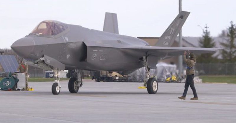 Avionët luftarakë amerikanë F-35 zbarkojnë në Shkup F 35
