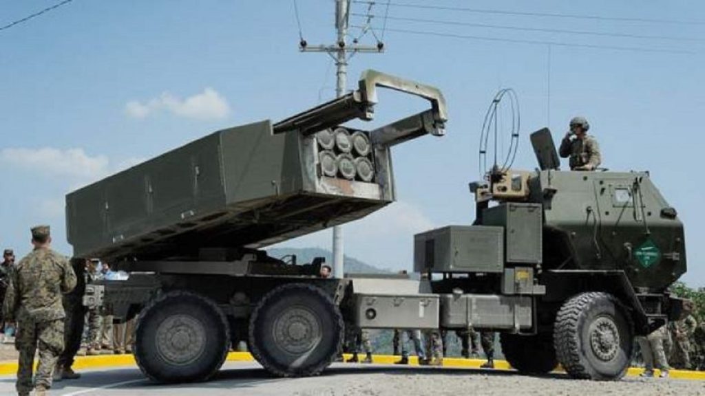 Armët me rreze të gjatë të dhuruara nga SHBA, mbërrijnë në Ukrainë arme 1