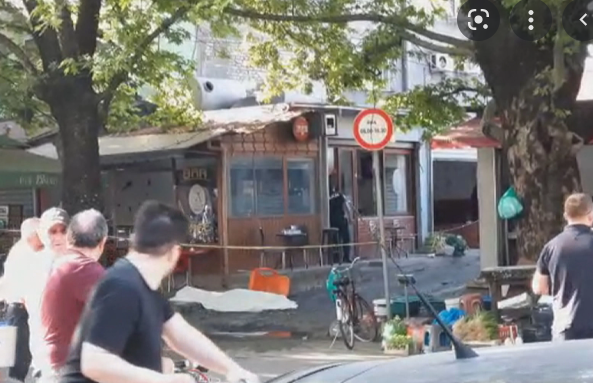 Ekzekutimi i biznesmenit teksa pinte kafe, ja çfarë kanë kapur kamerat bajri 1