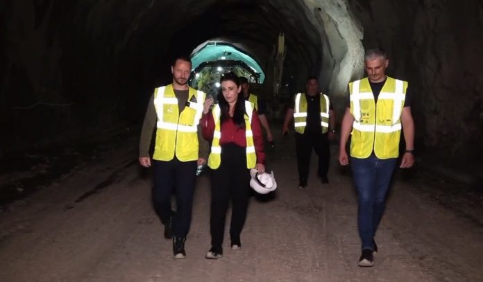 Balluku në tunelin e Skërficës: Aksi Kardhiq-Delvinë hapet për qarkullim në 2 korrik balluku
