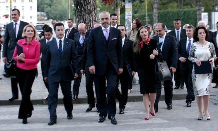 ‘Organizimi i degëve të PS’, Rama: Barazi gjinore…ia kemi parë hajrin dhe më parë! barazi