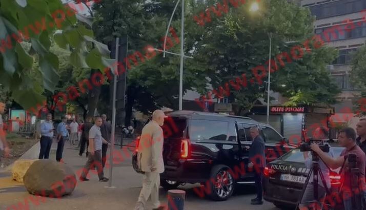 Largohet nga festa e PS-së, batuta e Ramës: Ika se jam me fëmijë të vogël unë 1 edi rama festa 31 vjet ps