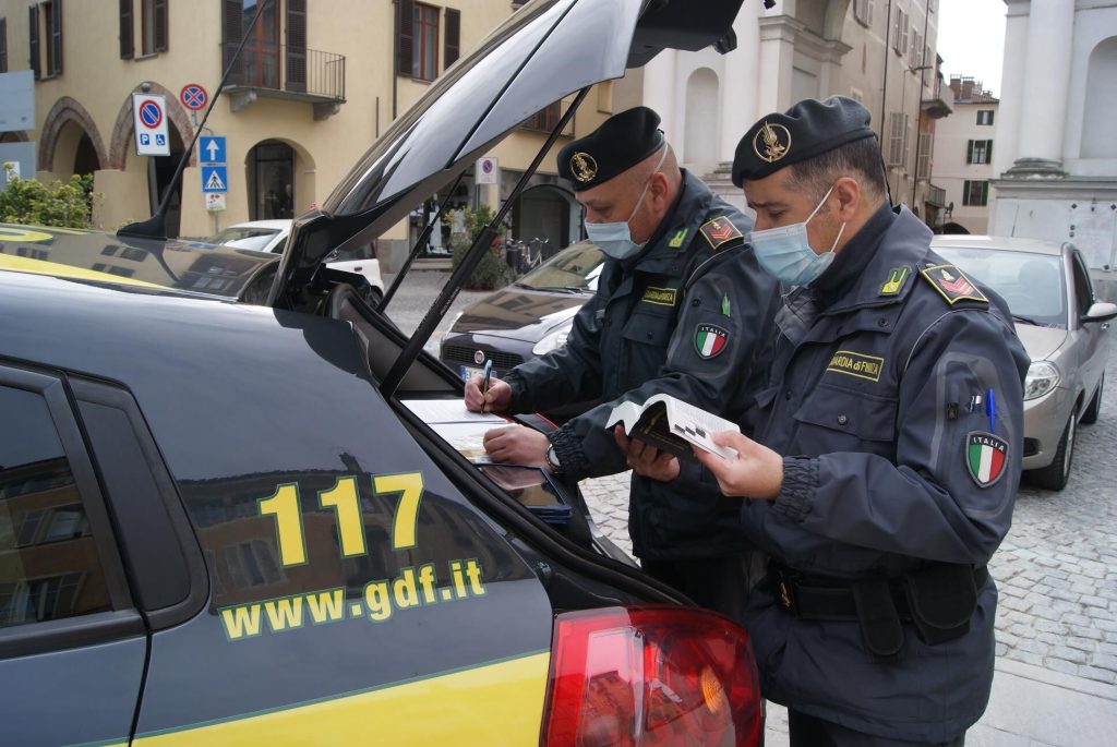 Megaoperacion në Itali/ Sekuestrohen 4.3 tonë kokainë, 38 masa arresti guardia finanza qp 553444