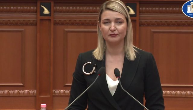 “Butrinti”/ Margariti: Diskutime shterpë! Ata që shohin ëndrra me kulla i them se nuk do ketë margaritit2