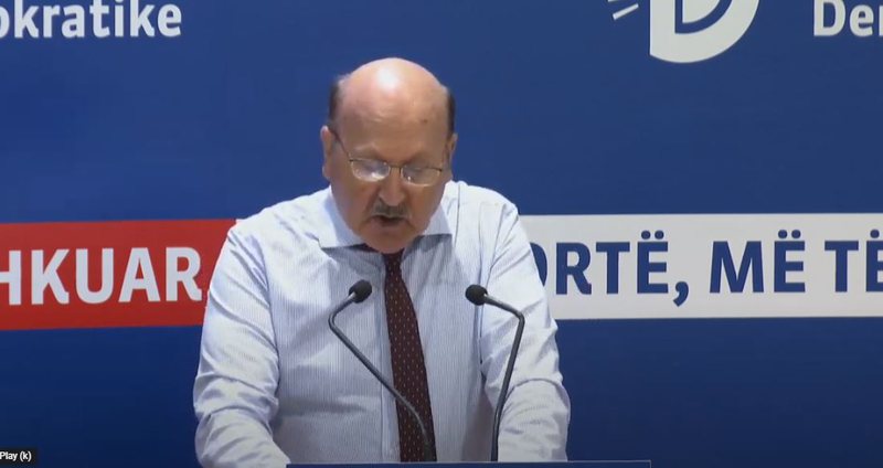 Osman Mula merr “me forcë” fjalën në mbledhjen e Kryesisë së PD-së: Si mund të shesësh p*rdhë kur… osman mula