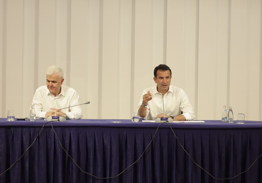 Veliaj shfaqet me Fatmir Xhafën te njësia 10: Beteja e ardhshme me njerëzit më të ulët, Ilir Meta dhe Sali Berisha veliaj