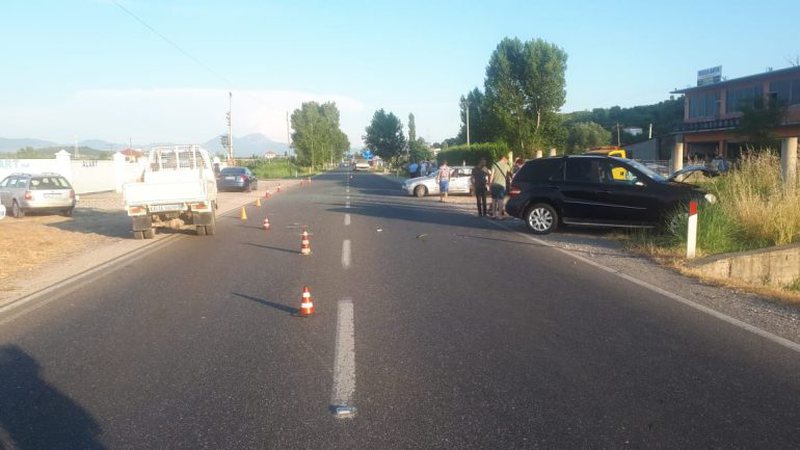 Makina del nga rruga në Milot-Rrëshen, plagosen rëndë dy të rinj nga Tropoja 800 0 6295b9306250c
