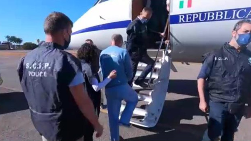 “Ne i transferojmë në Tiranë, ata dalin”/ Raporti i qeverisë italiane: Shqiptarët paguajnë dhe dalin nga burgjet 8C8467A8 FDB0 4226 A2E6 929D26638FD8