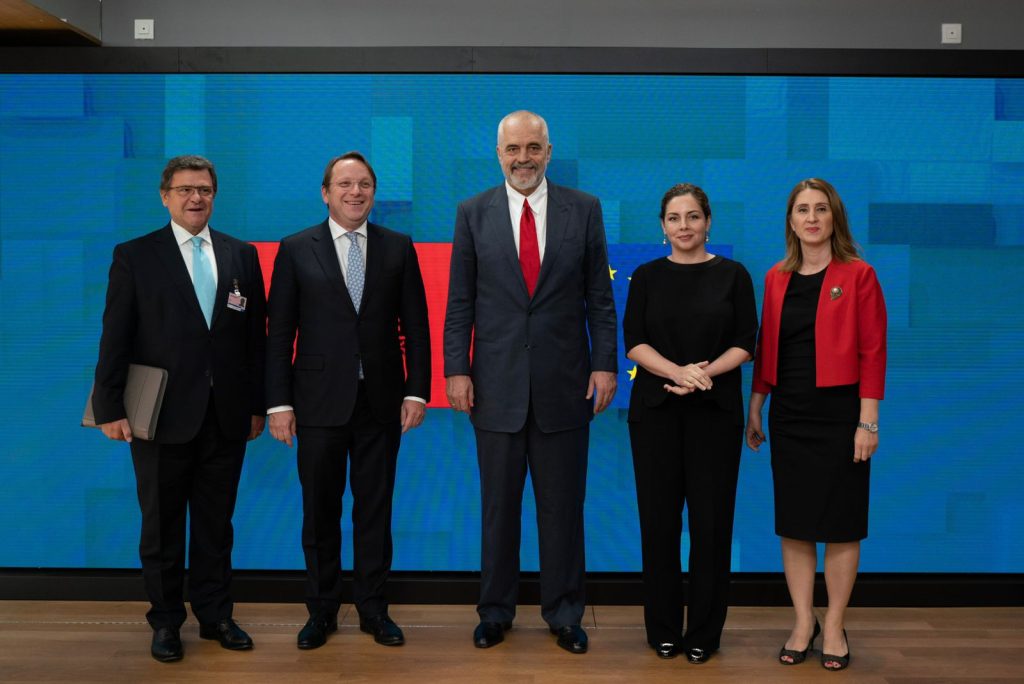 Konferenca e parë Ndërqeveritare Shqipëri-BE, Ministrja Xhaçka: Jemi gati, u rikthye besueshmëria tek BE Konferenca e pare Nderqeveritare Shqiperi BE Ministrja Xhacka Jemi gati u rikthye besueshmeria tek BE