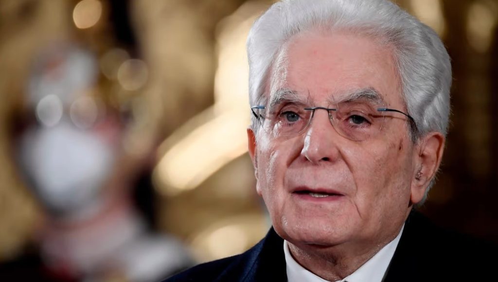 Presidenti Mattarella refuzon dorëheqjen e Kryeministrit italian Mario Draghi Presidenti Mattarella refuzon doreheqjen e Kryeministrit italian Mario Draghi