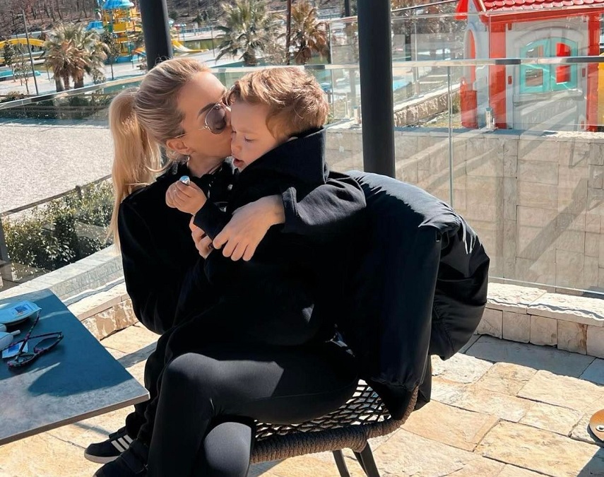 “Vesi” i djalit të Miriam Canit do t’ju shkrijë së qeshuri! duam