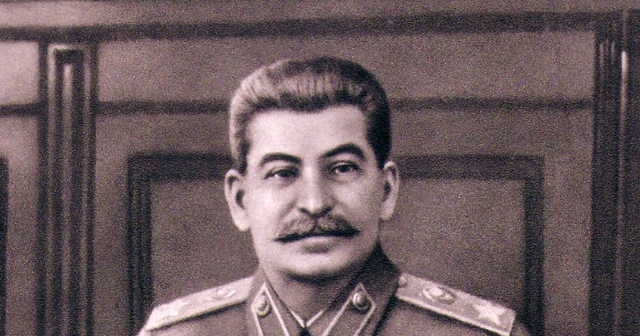 Dhunë dhe vetëvrasje: Jeta e errët personale e Josif Stalinit stalin