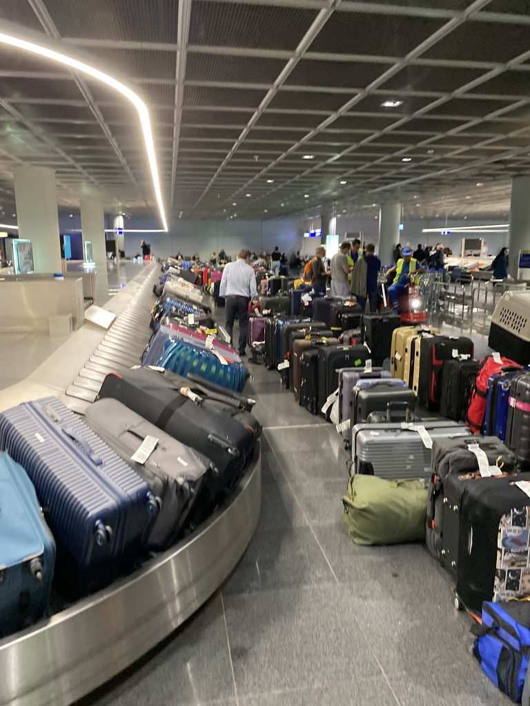 Gjermani, kaos në transportin ajror, ministri fajëson kompanitë t Frankfort airport 2