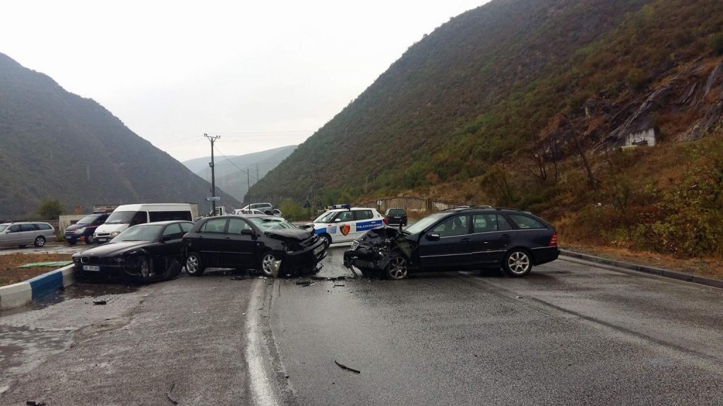 Aksident i rëndë, 3 persona të plagosur 21191473 1491916897511379 1509053614 o 1536x863 1