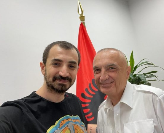 Meta takon Albanon: Kënaqësi kur dëgjon kritika nga një artist me shpirt të lirë 298422606 610763680418871 3520073243803628912 n 553x450 1