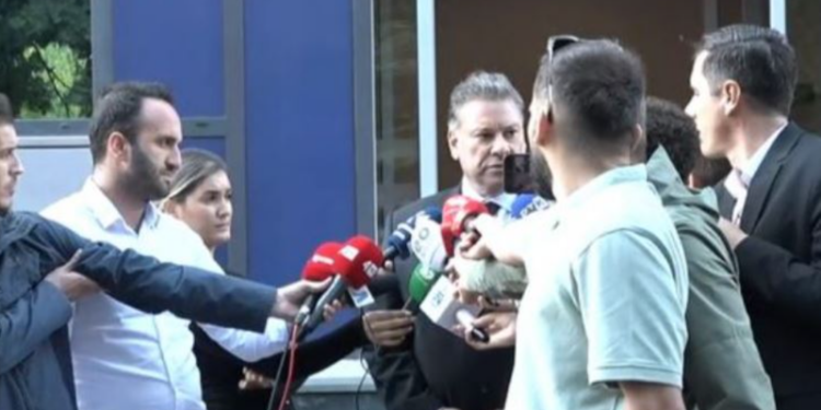 Escobar përfundon takimet me liderët e Kosovës, ja çfarë u diskutua 800 0 63064cfdce568 750x375 1
