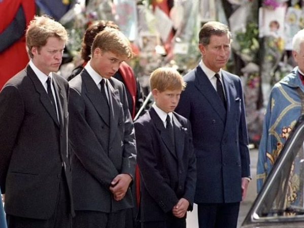 25 vite nga vdekja e Lady Dianës/ Ja çfarë do të shihet në dokumentarin e ri për Princeshën Capture 94 599x450 1