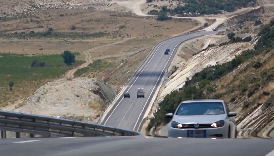 Aksi kombëtar Kardhiq-Delvinë, Rama tregon opinionet e qytetarëve: Ofron një spektakël të natyrës shqiptare Capture