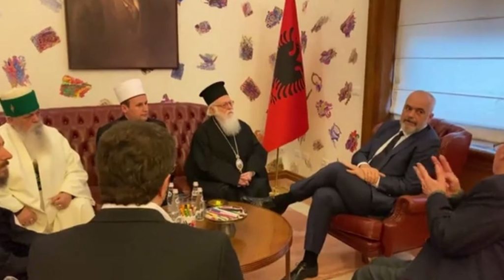 Rama për median franceze: Shqipëria jo një vend mysliman, por 100% europian. Pas 10 viteve ne… edi ramaaaa fete