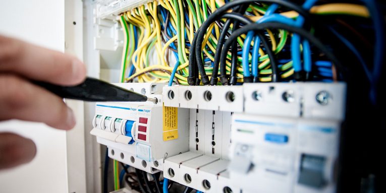 Çmimet e energjisë vazhdojnë të rriten në të gjithë Europën , Çekia del me thirrje urgjente energj 765x383 1