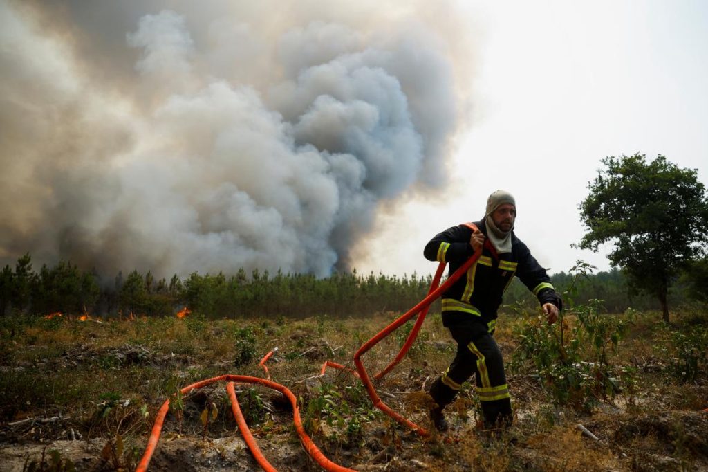 Temperaturat ekstreme shkaktojnë zjarre masive në Francë methode times prod web bin c92d5182 1a22 11ed b1f4 627a202c7457