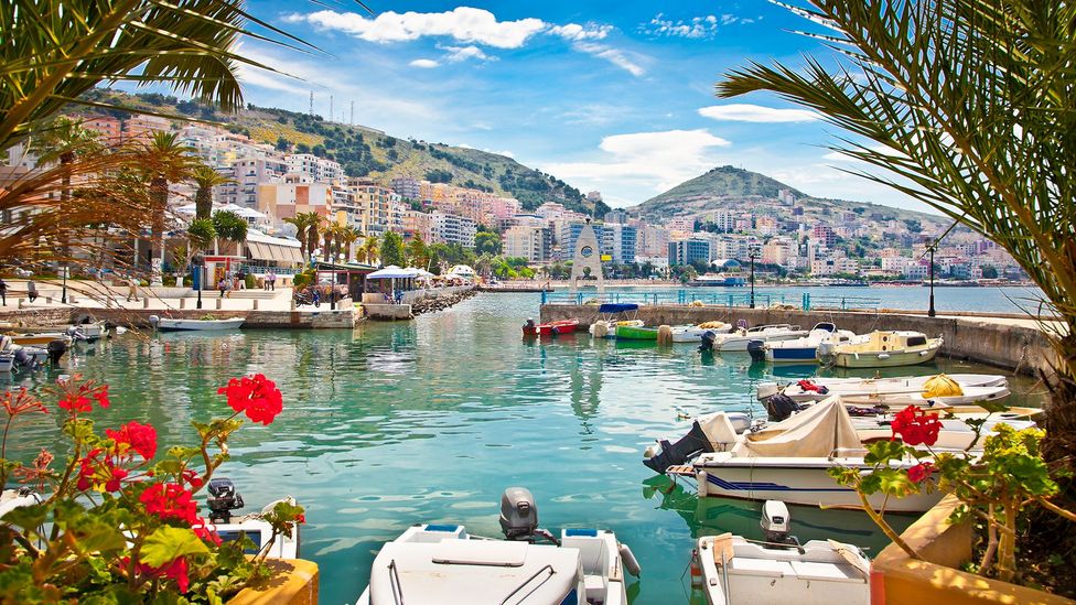 Rama vijon me shifrat: Mbi 38 mijë turistikë francezë e kanë vizituar Shqipërinë në 7 muaj p093hz3v