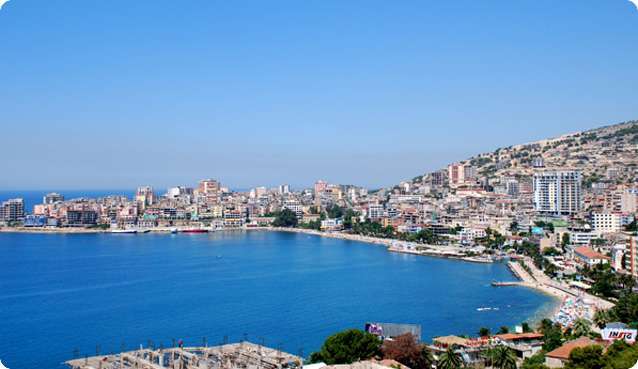 Turisti italian ndërron jetë në plazhin e Sarandës, dyshohet se… sarande