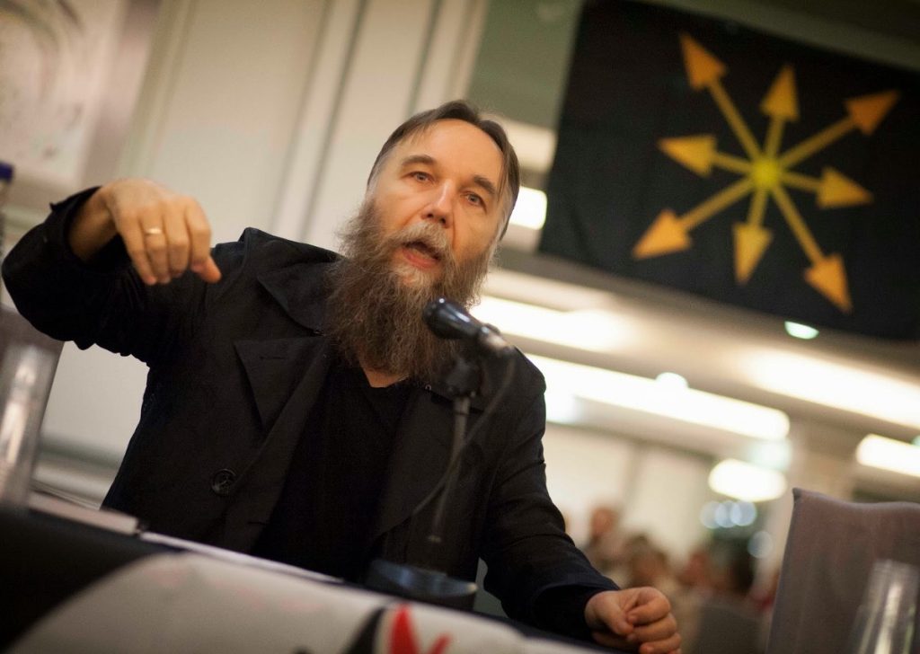 60-vjeçari që njihet si “truri i Putinit” dhe babai i “Rusisë së Madhe” 1 1 PwR26neHyfAQDEzGogmrNg