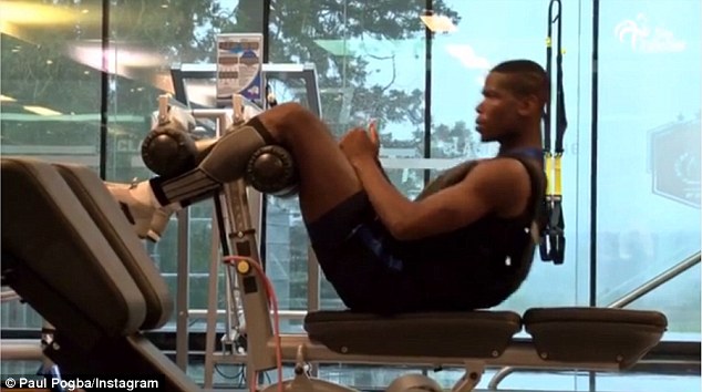 Pogba është pranë rikuperimit, mund të kthehet në fushë 3541057200000578 3640431 Paul Pogba strengthens the legs he will use to propel himself ar m 3 1465892625240