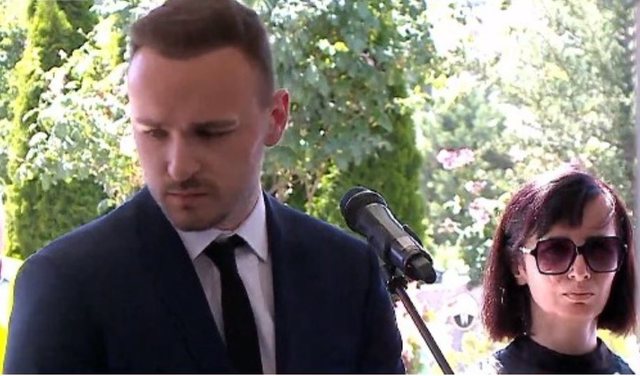 Përkujtohet ditëlindja e Bujar Nishanit, djali: Humba njeriun që na dhuronte dashurinë e sinqertë 640 0 1654170662xersi nishanijpg 815
