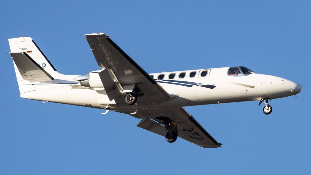 Misteri i aeroplanit privat që po ndiqej nga avionët luftarakë të NATO-s, u zhduk dhe… 9b040d1aac