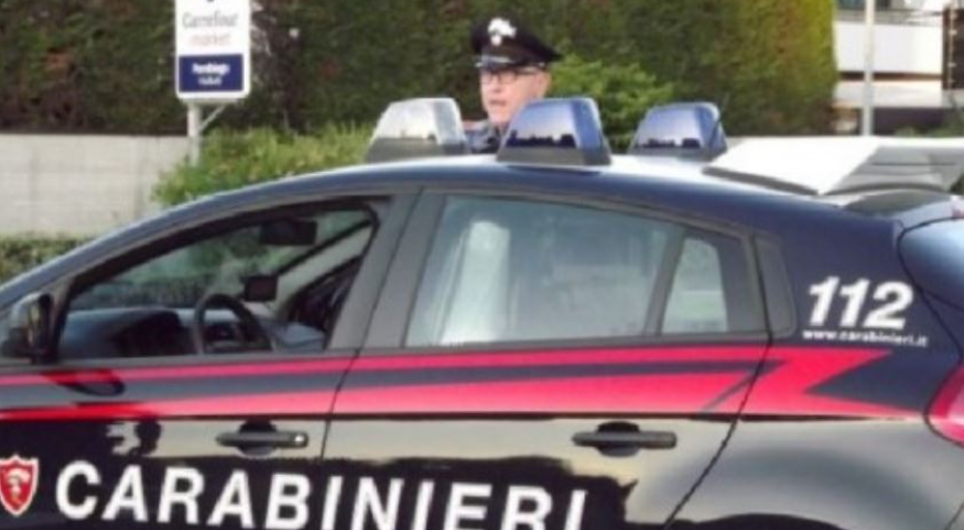 Arrestohet “skifteri” shqiptar në Itali, kapet “mat” me bizhuteri dhe para Untitled 5