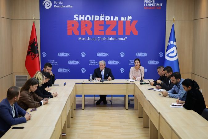 Berisha ironizon Ramën: 6 mln dollarë për satelitë, se e pengojnë hallat dhe tezet për të parë ndërtimet pa leje WhatsApp Image 2022 09 30 at 12.28.36 675x450 1