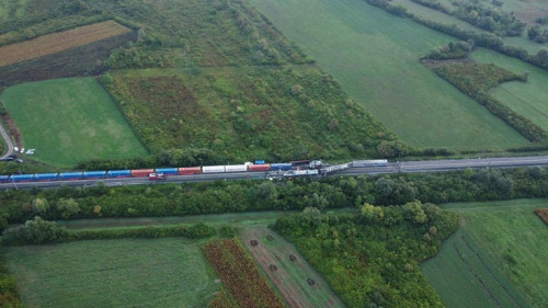 aksident tren kroaci2 500x281 1
