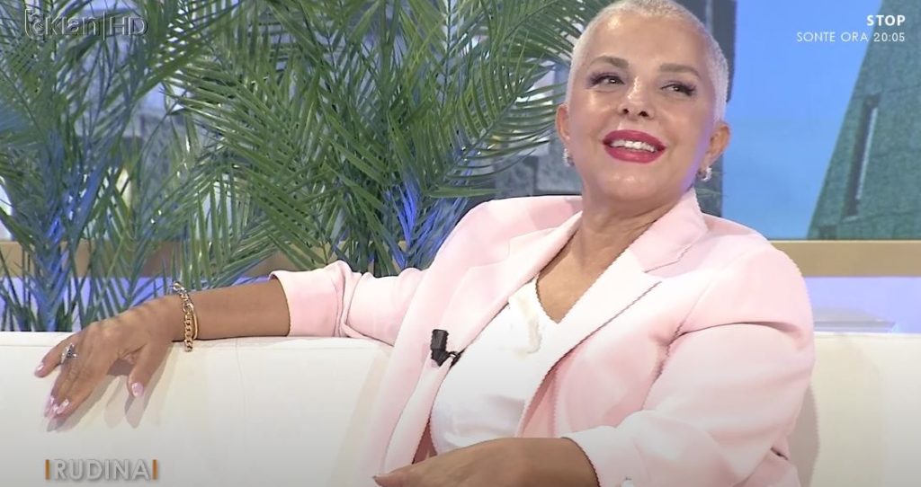 “Kur e pashë Arminën me të bardha…”, Moza Mevlani rrëfen momentet emocionuese, tregon si u ndje nga fjalët e Sali Berishës armina moza mevlani