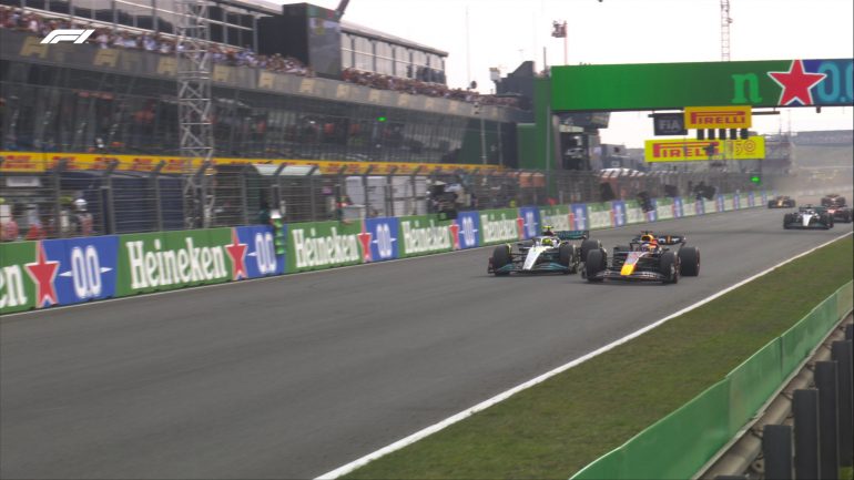 Max Verstappen mbetet kampion, triumfon edhe në garën e shtëpisë verstappen 2 770x433 1