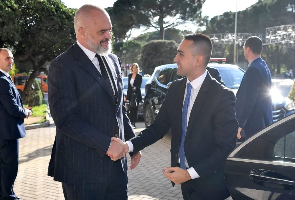 “Kontrabandë vaksinash”, Rama sqaron deklaratën: Zoti na ruajt! Shaka për të përshkruar një bashkëpunim vëllazëror 5