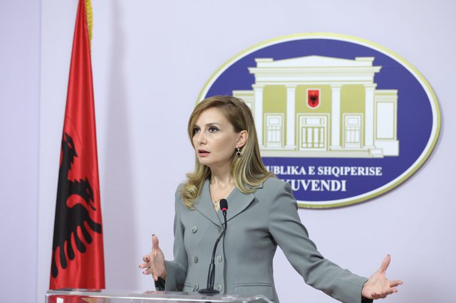 Projektbuxheti 2023, akuza nga Jorida Tabaku: Familjet dhe bizneset do të paguajnë më shumë 640 0 1666602526x479c7f03 6d91 41b8 9167 83d3cefe535d 633