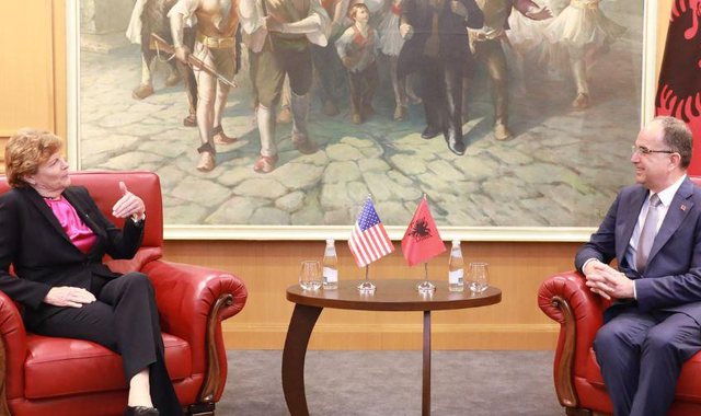 Senatorja amerikane në Tiranë, takime me Begajn, Ramën dhe përfaqësues të opozitës 640 0 e9801d6995b44ed236f2abf2f62b8461