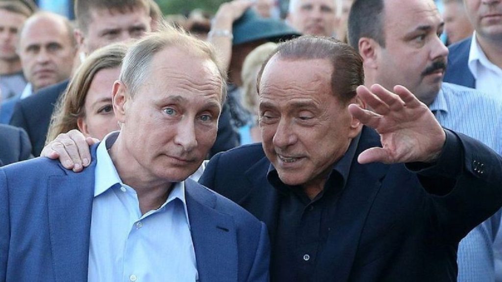 Në mes të tensioneve të forta Rusi-Ukrainë, gazeta italiane publikon audion e Berlsuconit për Putinin 800 0 634f010d85ab7 putini berluskoni