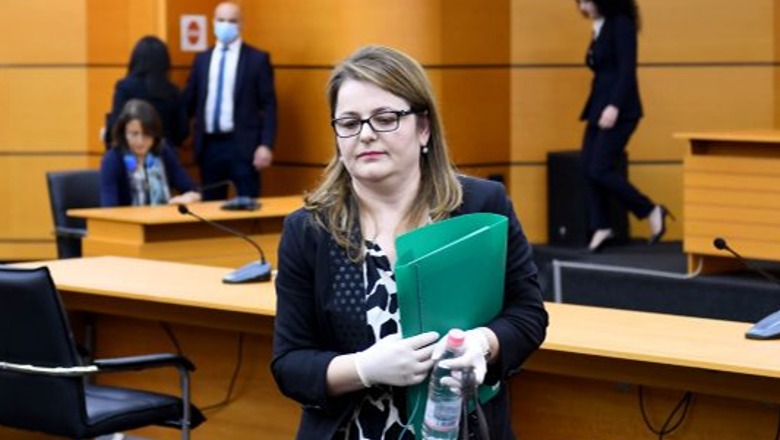 Probleme me pasurinë, Vettingu largon përfundimisht nga drejtësia gjyqtaren Bernina Kondi Bernina Kondi