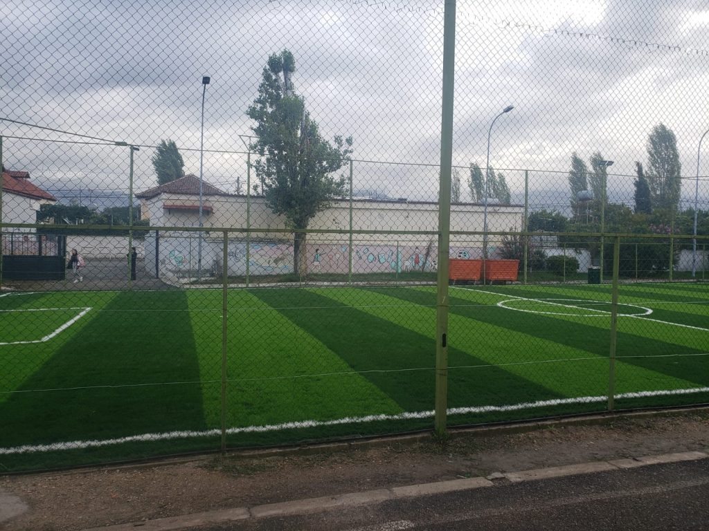 FOTO/ Fusha e re sportive në Laprakë, Veliaj: Ta gëzoni kampionë FeIRKZkWIAAThM0
